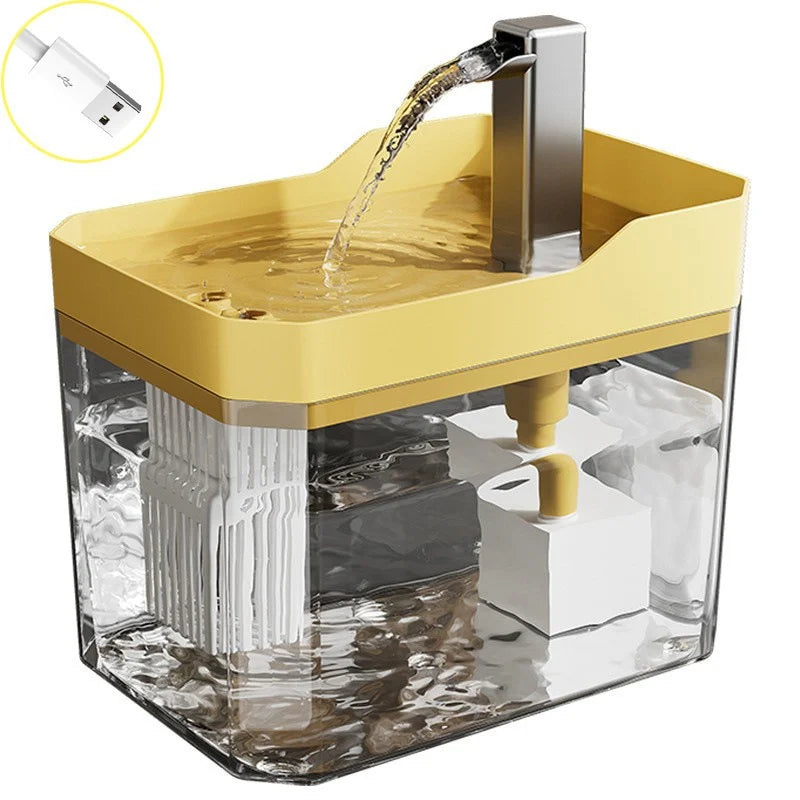 Fontaine à eau filtrante pour chat, silencieuse et automatique, conçue pour encourager une hydratation régulière au quotidien.